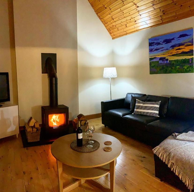 Head In The Skye - Healabhal Cottage Ose Bagian luar foto