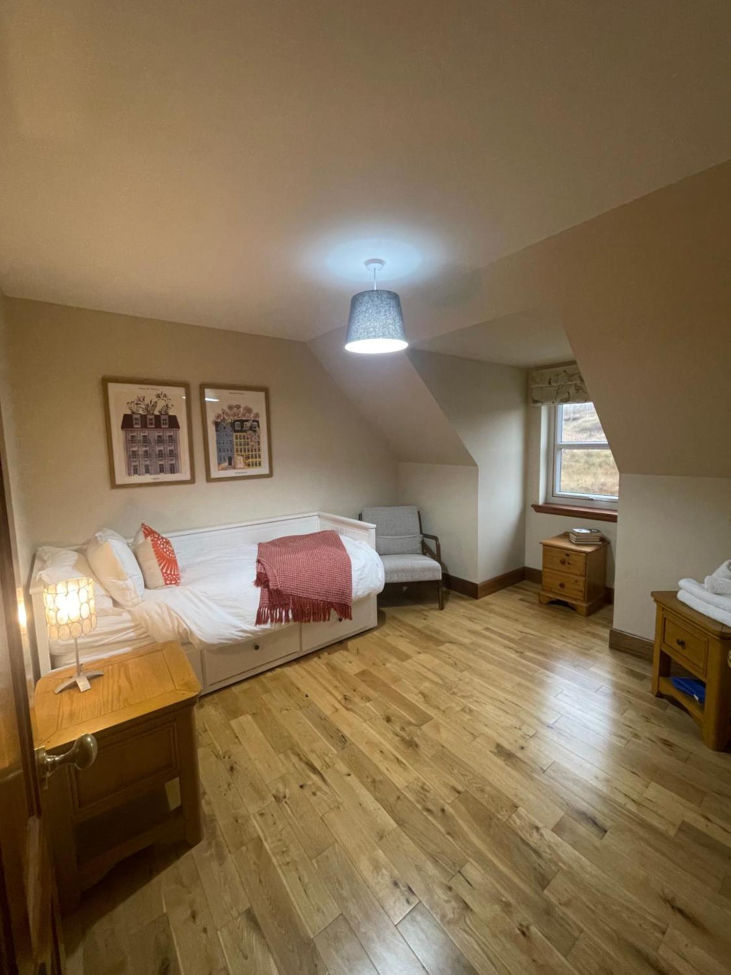 Head In The Skye - Healabhal Cottage Ose Bagian luar foto